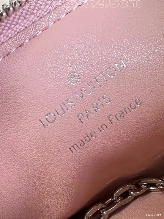 RECTO LOUIS VERSO HOLDER VUITTON CARD 0424